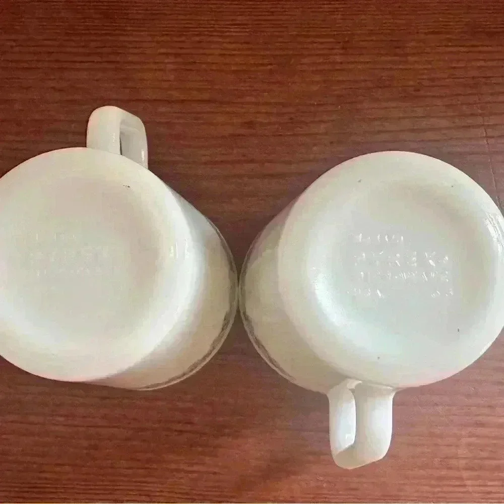 Pyrex Spring Blossom Milk Glass Coffee Mugs Cups Set Of 2 Crazy Daisy Vintage